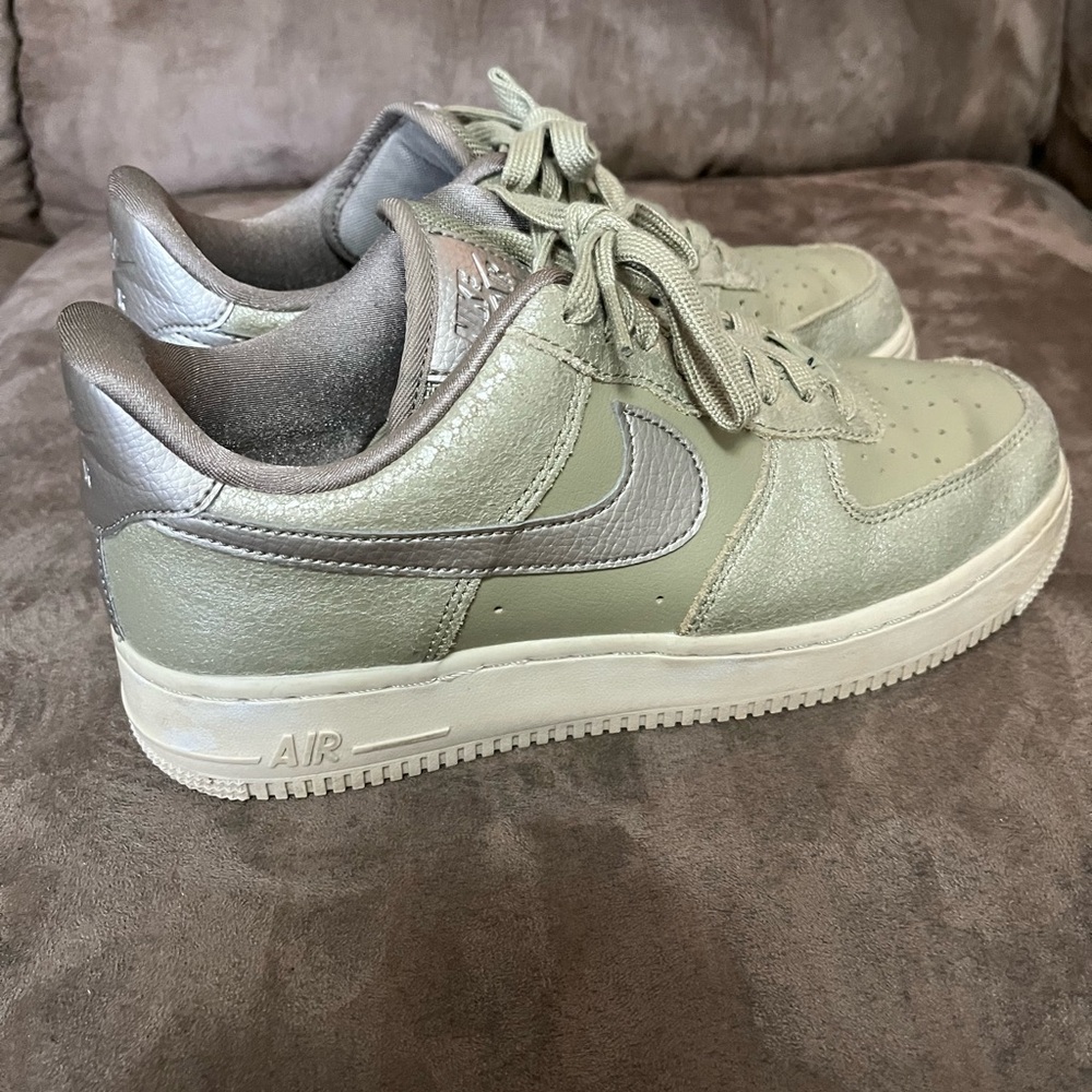 Nike Air Force 1 Sage Green Sneakers